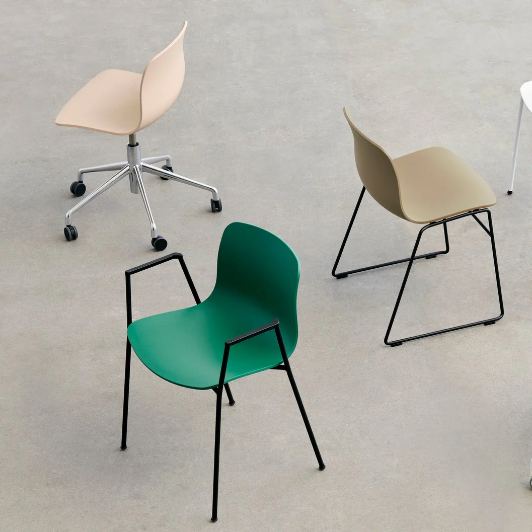 About A Chair AAC08 - Polypropylene V2 - Image 5