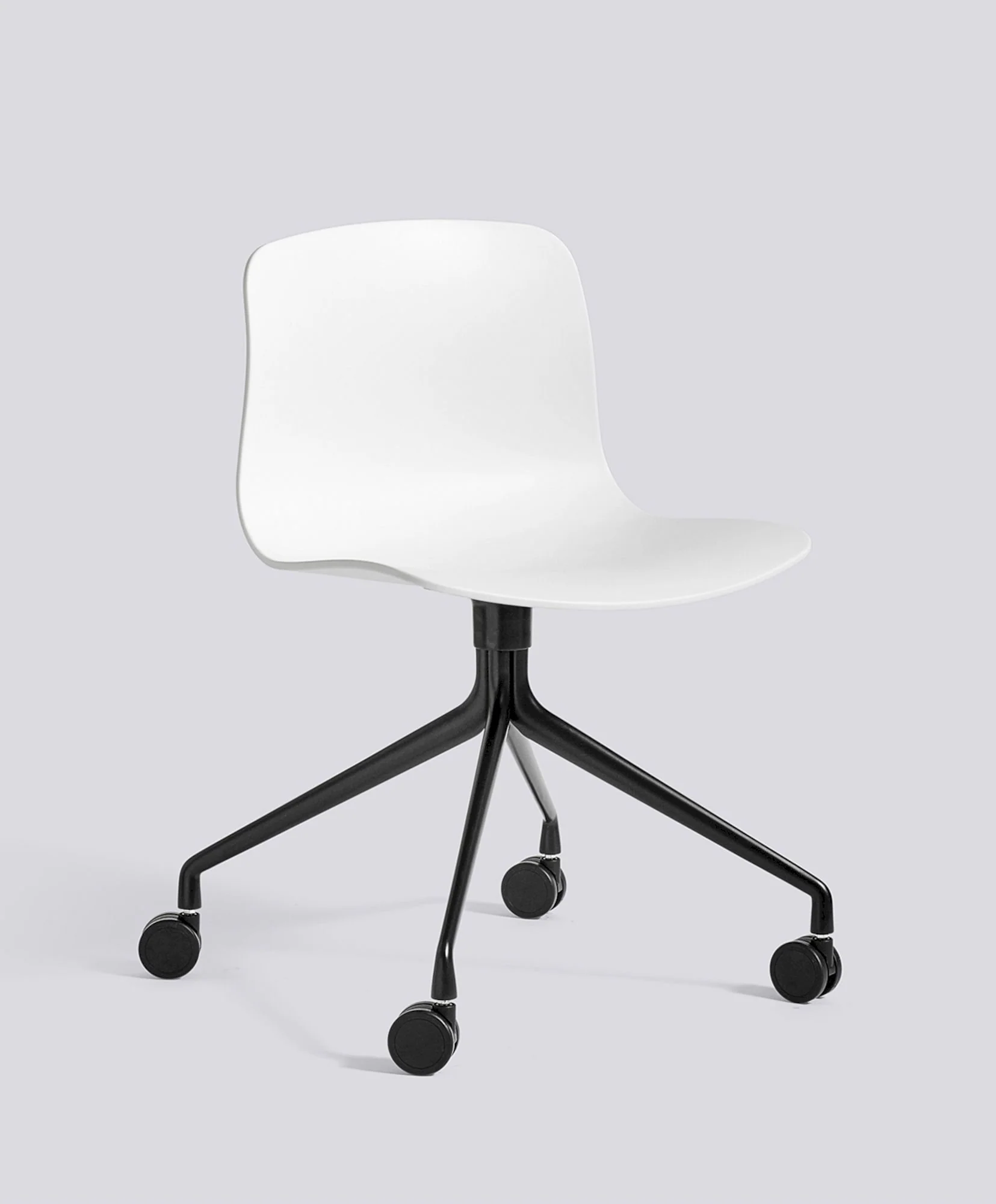 About A Chair AAC14 - Polypropylene Seat - Image 17
