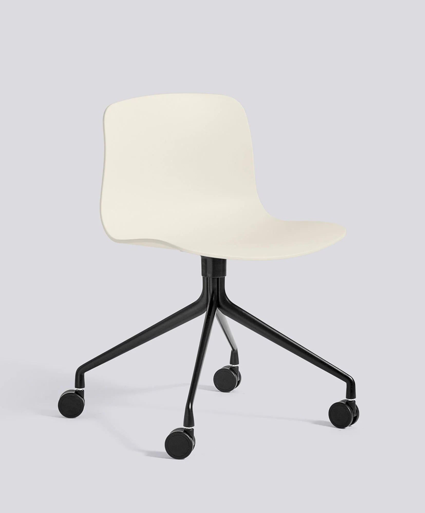 About A Chair AAC14 - Polypropylene Seat - Image 5