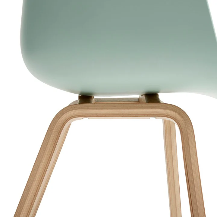 About A Chair AAC22 - Polypropylene V2 - Image 3