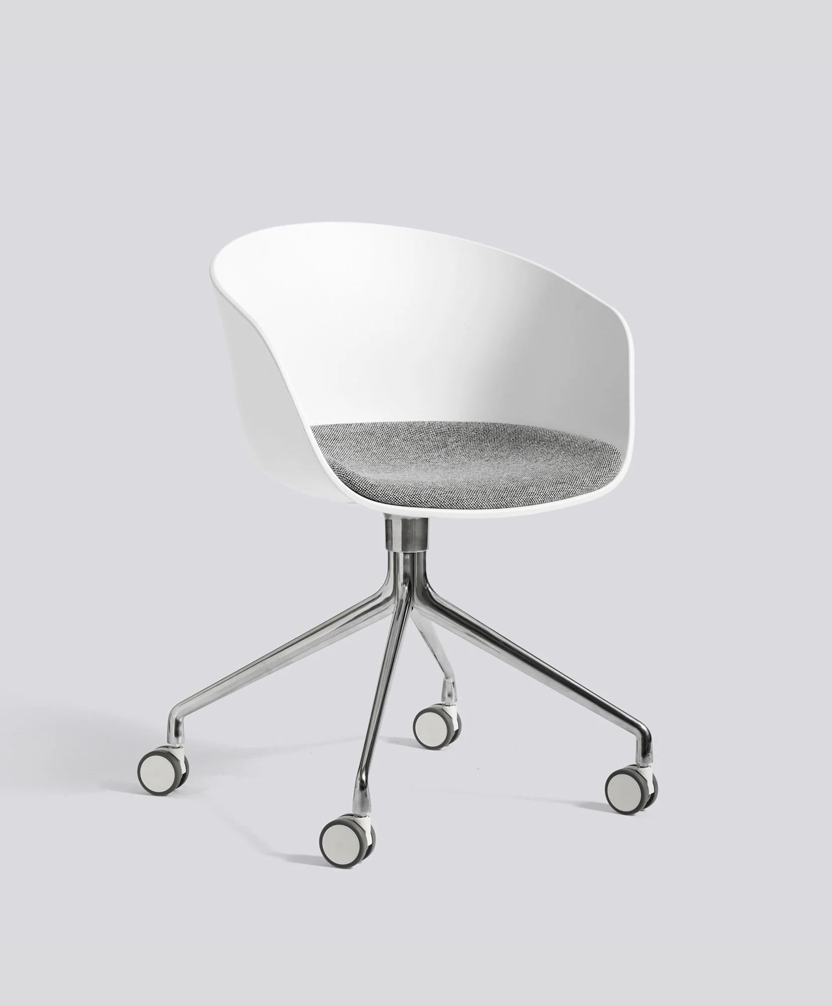 About A Chair AAC24 - Polypropylene Seat - Image 7