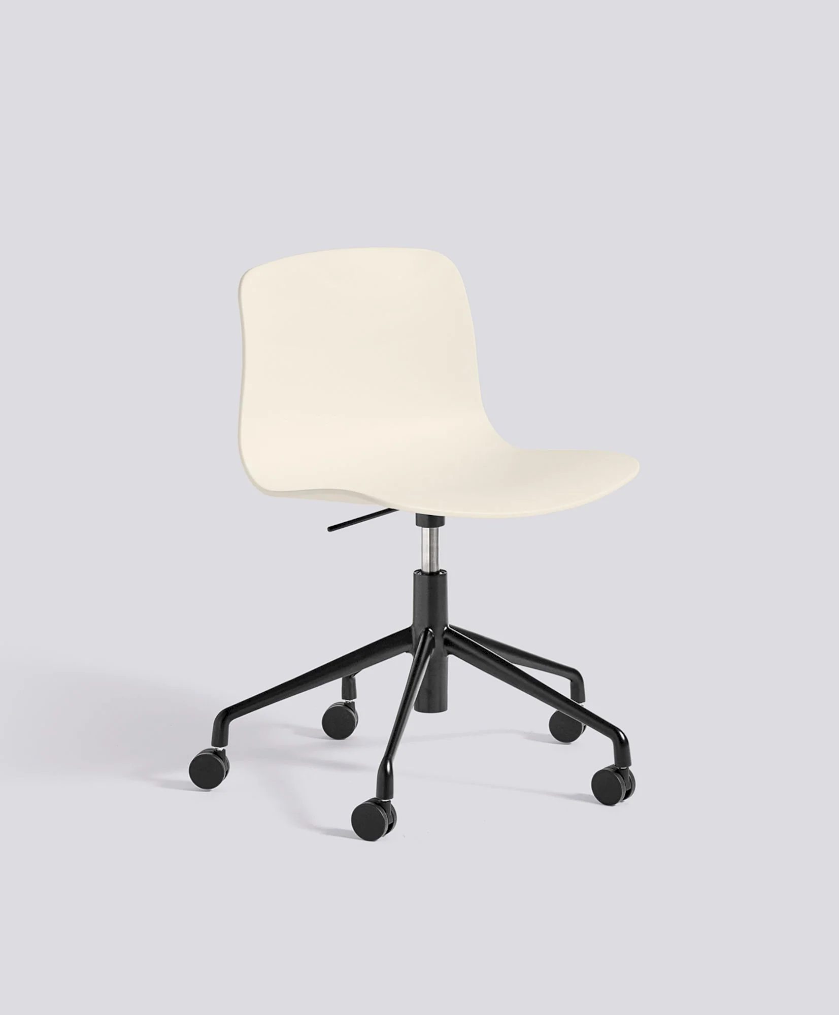 About A Chair AAC50 - Polypropylene Seat - Image 4