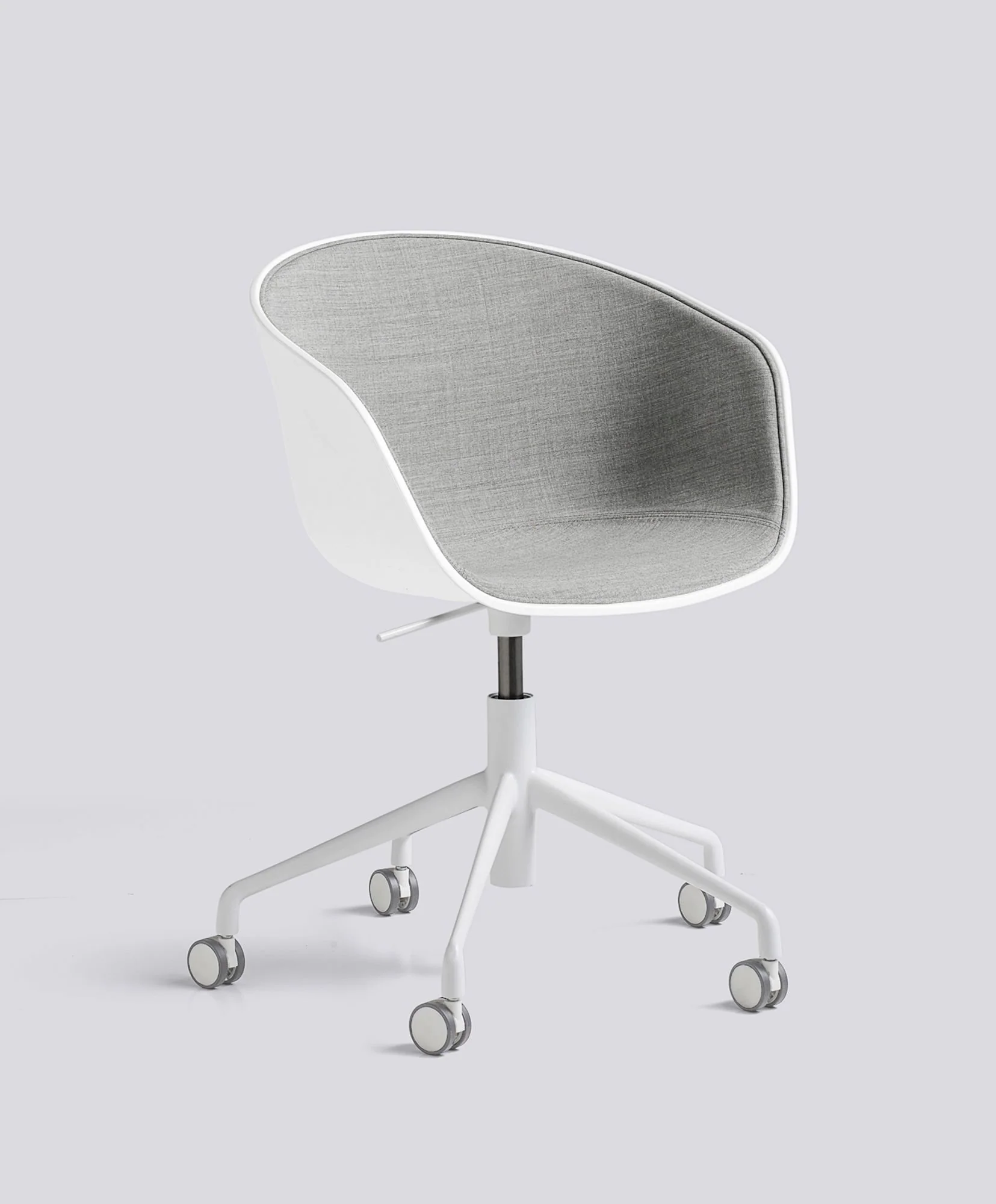 About A Chair AAC52 - Polypropylene Seat - Image 4