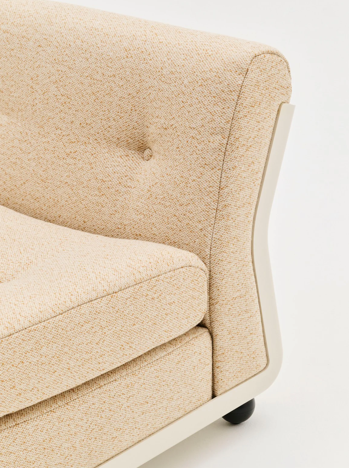 Amanta Sofa 1 Seater - Image 8