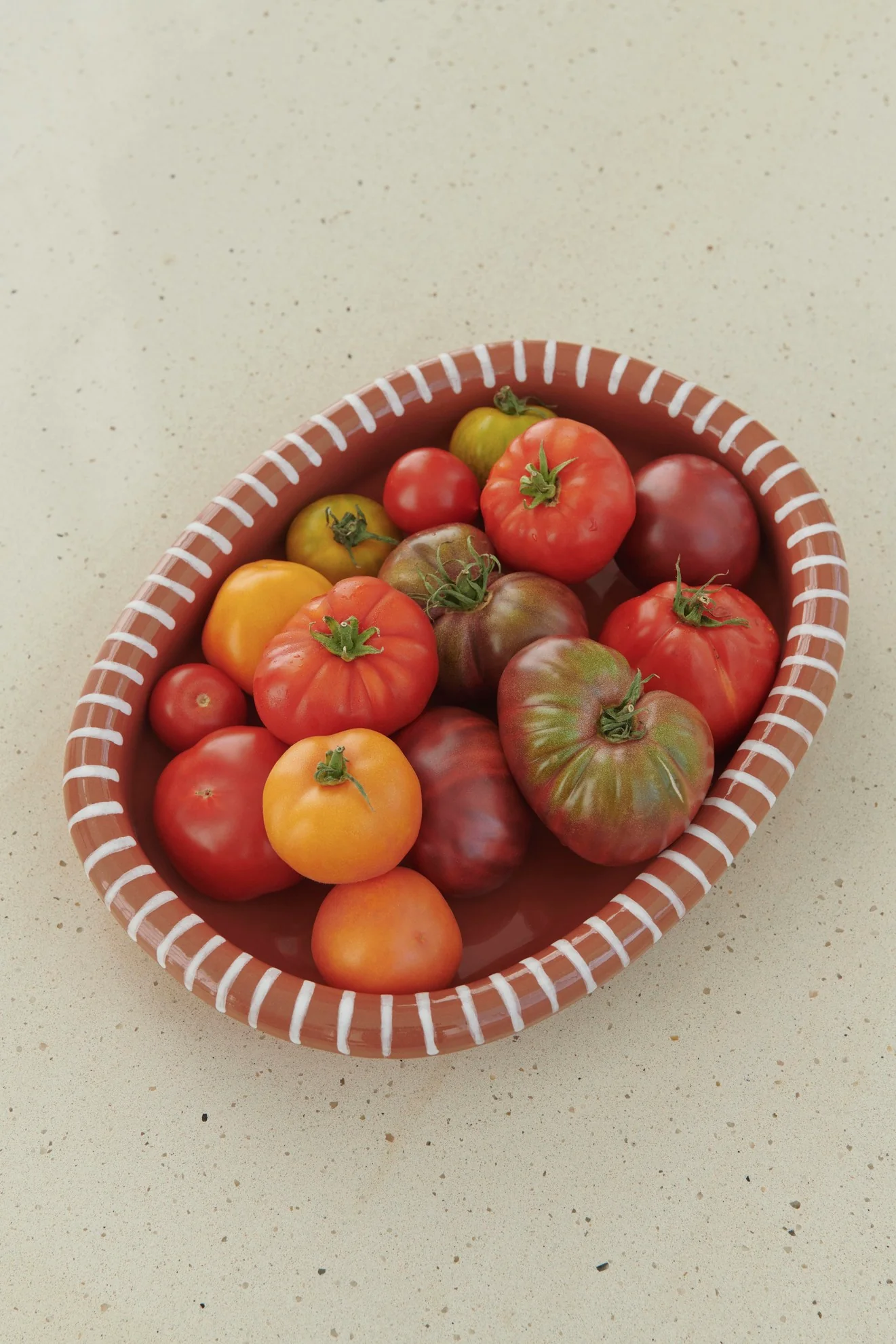 Barro Oval Dish, Large Natural - Image 4