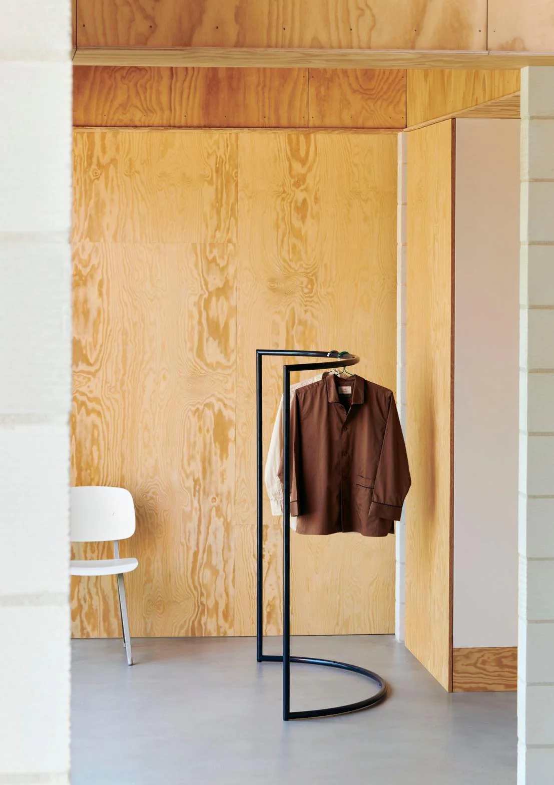 Colour Rack C-Shape - Image 2