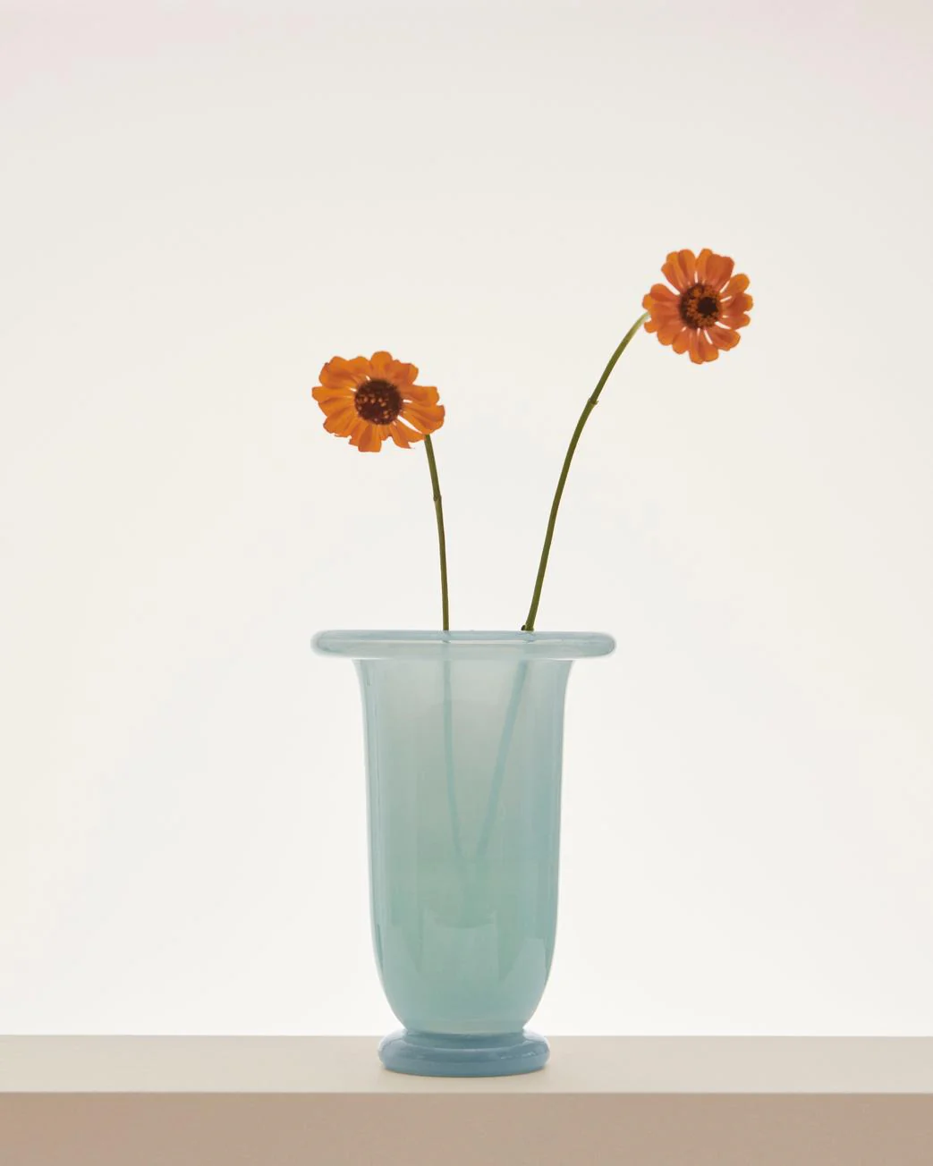 Empire Vase - M, Ice Blue w/ L Blue Base - Image 5