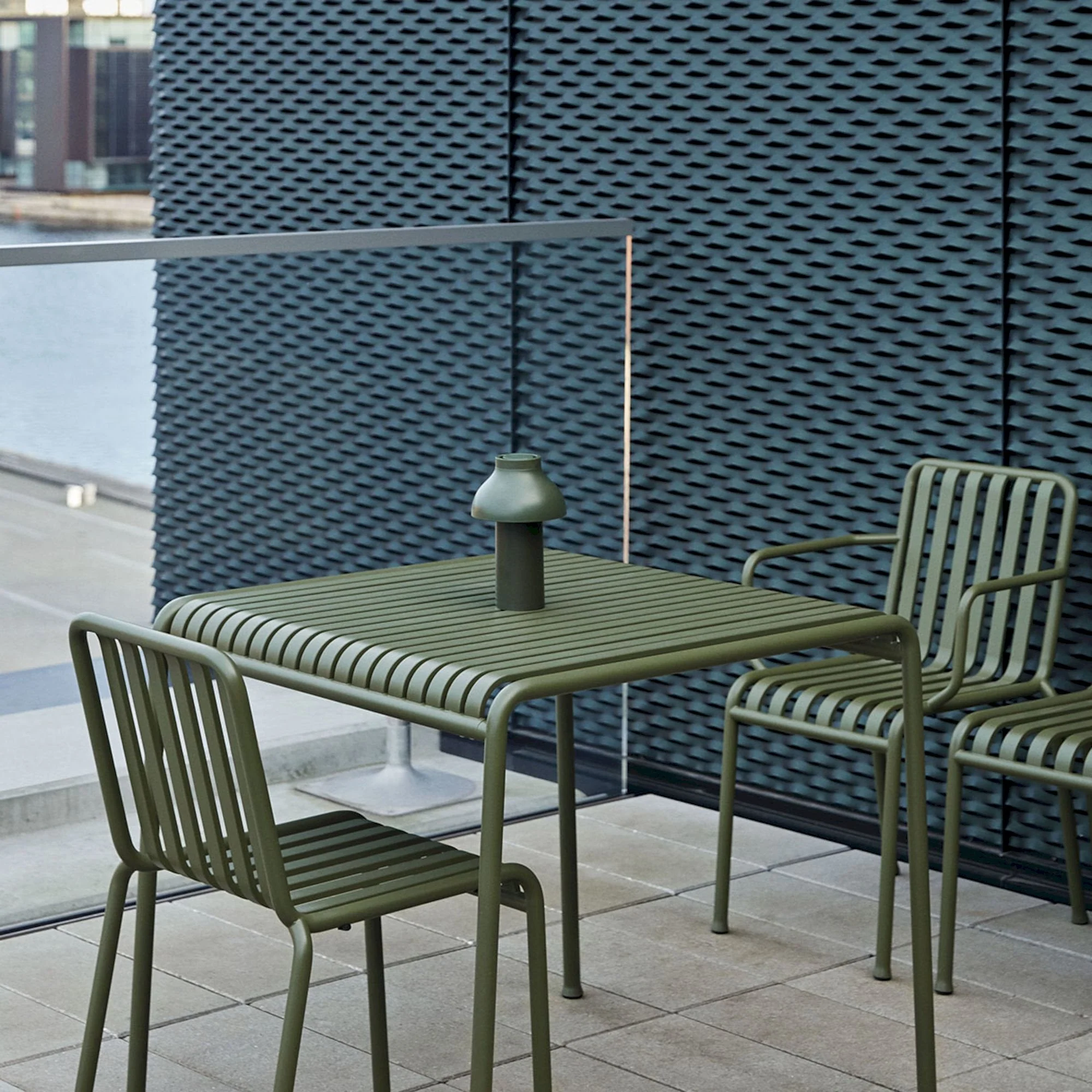 Palissade Table - 82.5x90 x 75 cm - Image 2