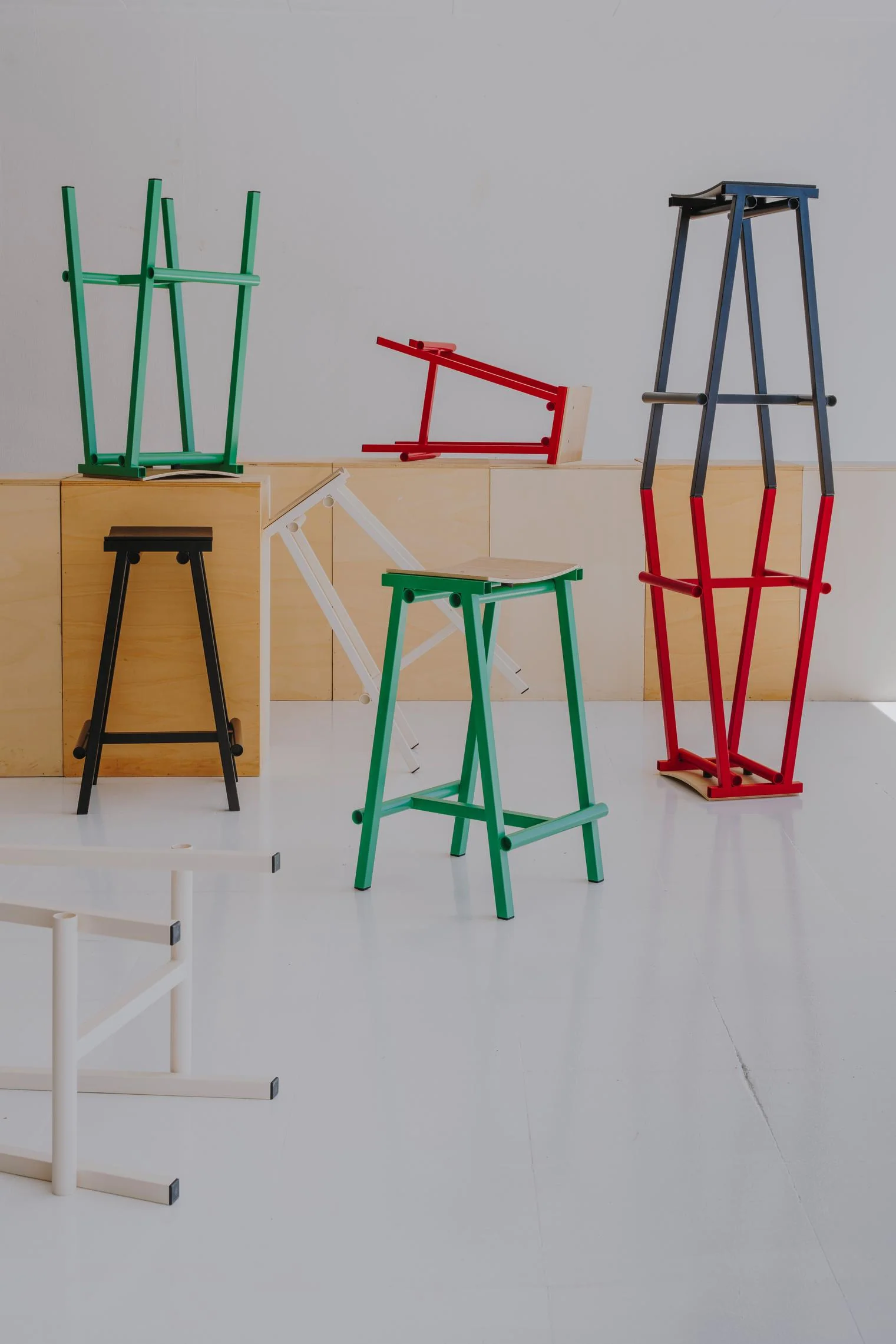 Taburete 8 Bar Stool Low - Image 4